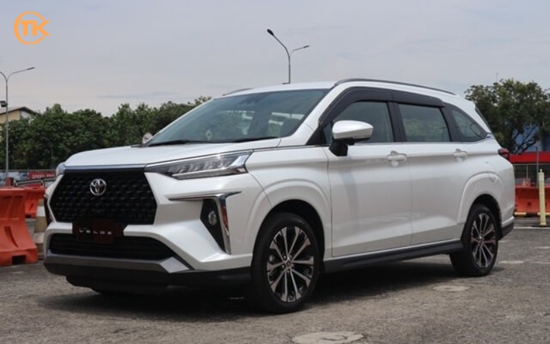 Thuê xe Toyota Veloz