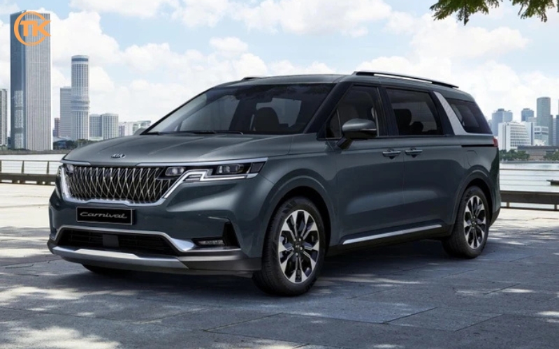 thuê xe Carnival tự lái cam ranh