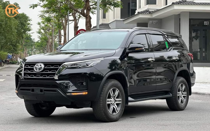  thuê xe Fortuner tự lái Cam Ranh 