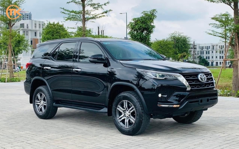  thuê xe Fortuner tự lái Cam Ranh 