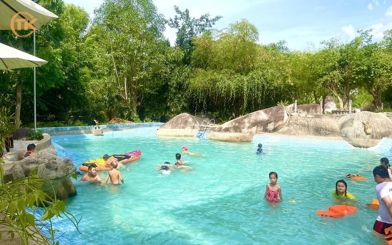 Giá vé vào hồ Kênh Hạ Nha Trang