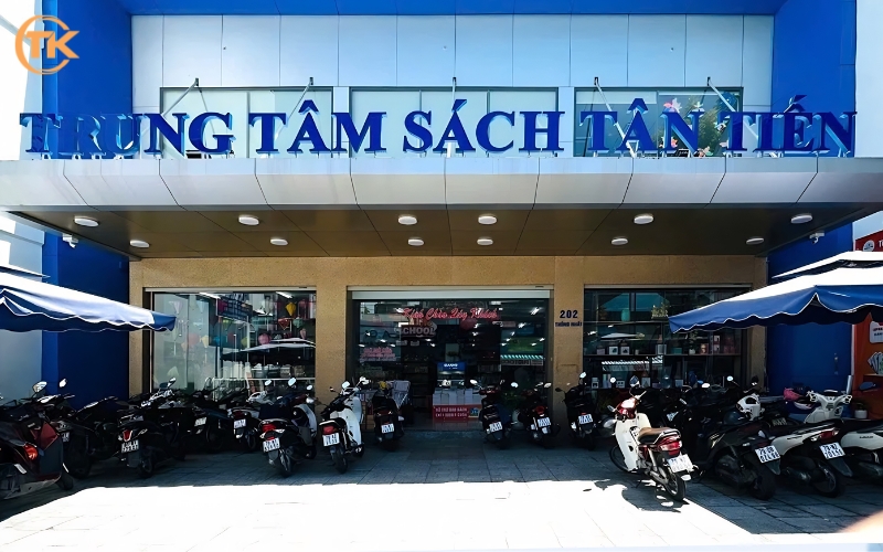 Nhà Sách Tân Tiến Nha Trang