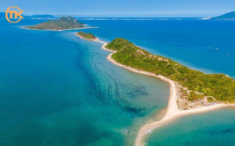 Đảo Điệp Sơn thuộc một trong các điểm du lịch Nha Trang hấp dẫn