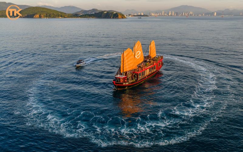 Emperor Cruise Nha Trang
